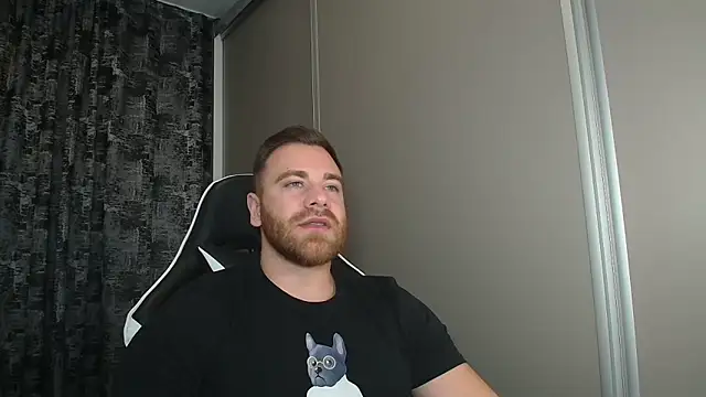 Thori92 online show from 10/31/25, 06:09