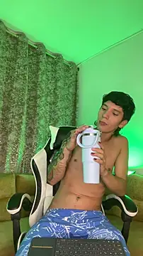 JacoboSwam online show from 11/12/25, 10:04