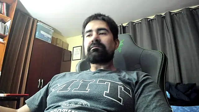 VonDoomdelToro online show from 12/07/24, 09:39