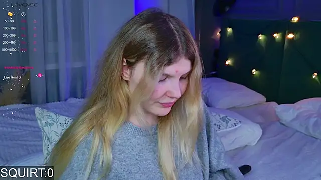 Snapshot of _aleksa_ chatting on 11/28/25, 02:31 aleksa online show from 11/28/25, 02:31