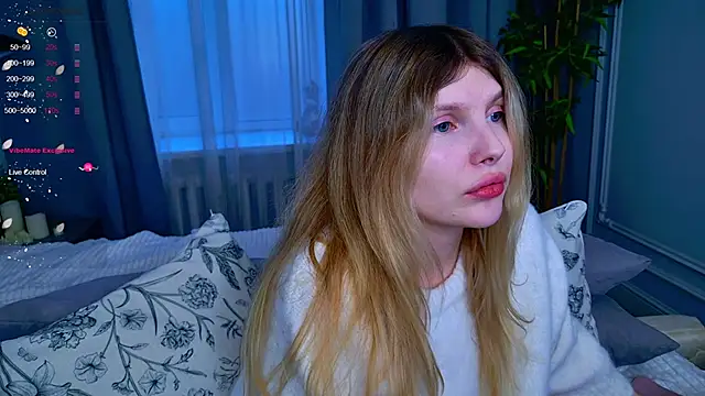 Snapshot of _aleksa_ chatting on 12/14/25, 06:52 aleksa online show from 12/14/25, 06:52