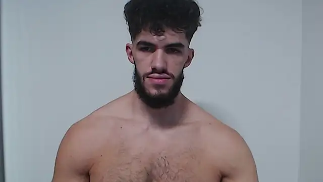 Snapshot of hiddenf chatting on 10/19/25, 08:26 hiddenf online show from 10/19/25, 08:26