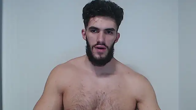 Snapshot of hiddenf chatting on 11/20/25, 06:40 hiddenf online show from 11/20/25, 06:40