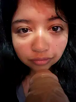 Snapshot of Peach_Girll chatting on 10/20/25, 11:54 Peach Girll online show from 10/20/25, 11:54