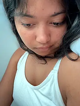 Peach Girll online show from 07/02/26, 02:45
