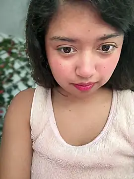 Peach Girll online show from 07/29/26, 08:40