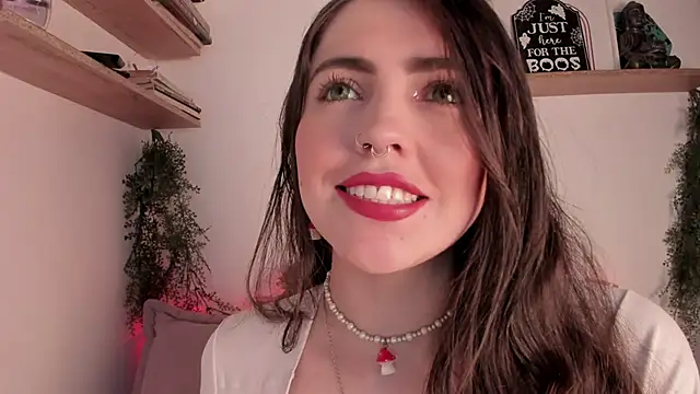 llanna  online show from 11/04/25, 09:41