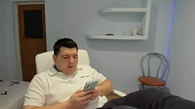Snapshot of Basystem chatting on 01/04/25, 12:49 Basystem online show from 01/04/25, 12:49