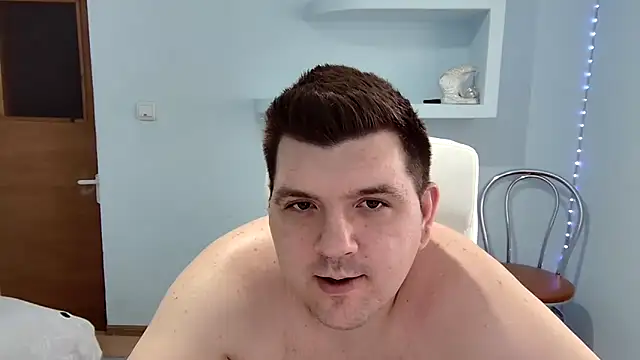 Snapshot of Basystem chatting on 02/24/25, 11:54 Basystem online show from 02/24/25, 11:54