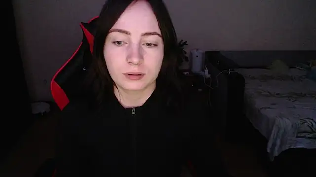 Snapshot of Laralianna chatting on 11/03/25, 06:53 Laralianna online show from 11/03/25, 06:53