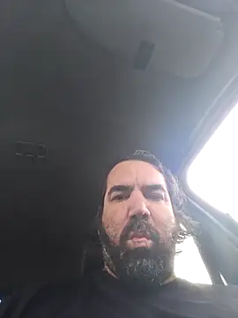 Snapshot of MysterBearMG chatting on 10/19/25, 02:07 MysterBearMG online show from 10/19/25, 02:07