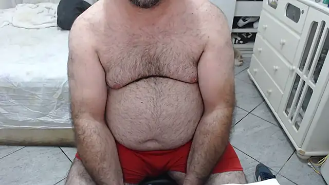 Snapshot of MysterBearMG chatting on 11/07/25, 02:11 MysterBearMG online show from 11/07/25, 02:11