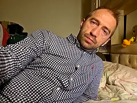 Snapshot of theSmallest-dick chatting on 09/22/25, 11:29 theSmallest-dick online show from 09/22/25, 11:29