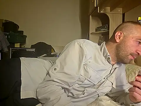 Snapshot of theSmallest-dick chatting on 10/01/25, 02:17 theSmallest-dick online show from 10/01/25, 02:17