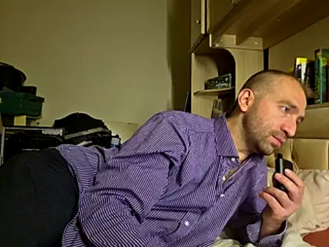 Snapshot of theSmallest-dick chatting on 11/02/25, 03:53 theSmallest-dick online show from 11/02/25, 03:53