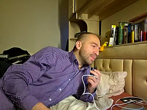 Snapshot of theSmallest-dick chatting on 11/04/25, 06:56 theSmallest-dick online show from 11/04/25, 06:56