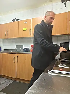 Snapshot of theSmallest-dick chatting on 11/04/25, 09:47 theSmallest-dick online show from 11/04/25, 09:47