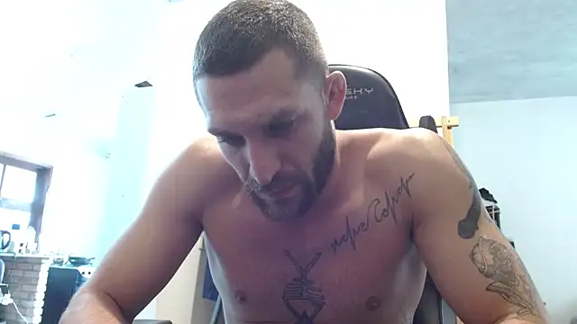 surfdog 95 online show from 10/22/25, 03:12