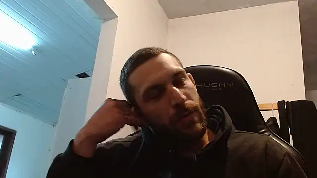 surfdog 95 online show from 10/28/25, 07:16