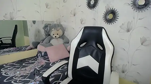 cum bigass online show from 10/14/25, 12:06