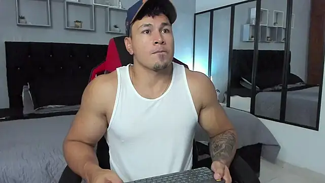 tyler hank01 online show from 10/13/25, 05:57