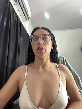 Snapshot of Ninnfa chatting on 01/16/25, 03:24 Ninnfa online show from 01/16/25, 03:24