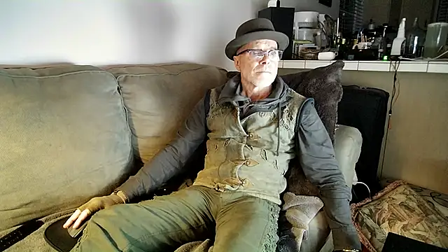 MoonDancer online show from 02/03/25, 02:03