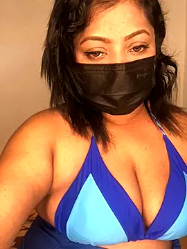 Snapshot of _Cute_ariana_ chatting on 10/04/25, 07:50 Cute ariana online show from 10/04/25, 07:50