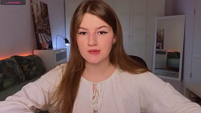 Snapshot of alwaysfrida chatting on 12/04/25, 12:36 alwaysfrida online show from 12/04/25, 12:36