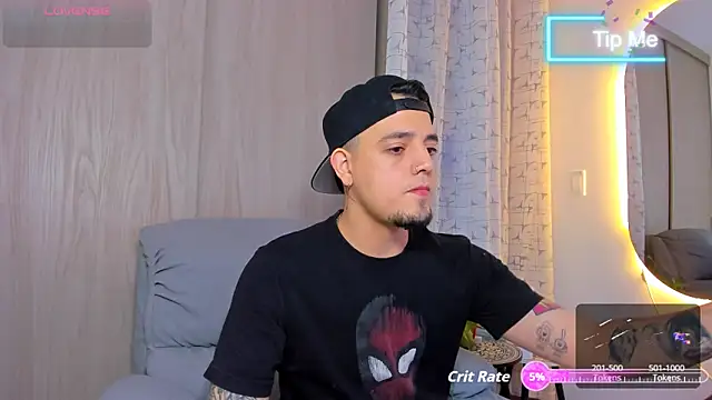 Snapshot of alejandro_calderon1 chatting on 10/04/25, 06:33 alejandro calderon1 online show from 10/04/25, 06:33