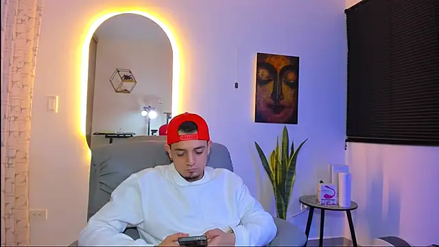 Snapshot of alejandro_calderon1 chatting on 02/28/26, 06:25 alejandro calderon1 online show from 02/28/26, 06:25