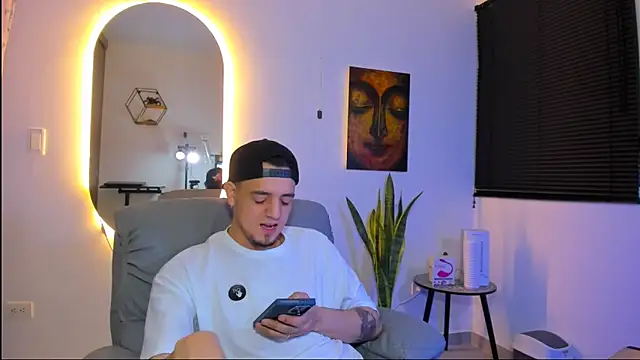Snapshot of alejandro_calderon1 chatting on 03/10/26, 05:34 alejandro calderon1 online show from 03/10/26, 05:34