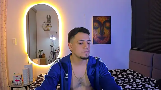 Snapshot of alejandro_calderon1 chatting on 03/22/26, 05:00 alejandro calderon1 online show from 03/22/26, 05:00