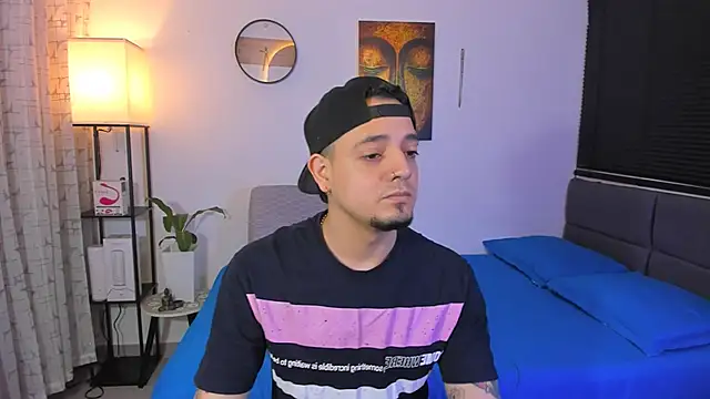 Snapshot of alejandro_calderon1 chatting on 05/11/26, 11:46 alejandro calderon1 online show from 05/11/26, 11:46