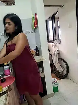 Hannah-grace online show from 12/05/24, 12:11