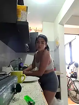 Hannah-grace online show from 12/16/24, 05:43