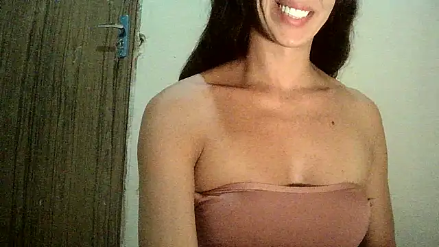 AlexiaDuucan online show from 01/11/25, 12:18