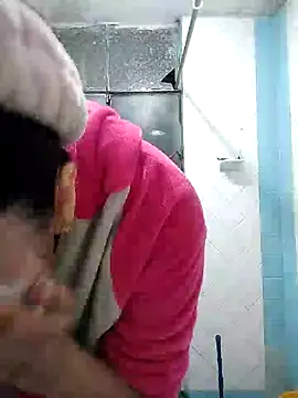 Kyomi chang online show from 12/20/24, 10:49