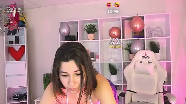 Snapshot of Edenne chatting on 01/30/25, 09:36 Edenne online show from 01/30/25, 09:36