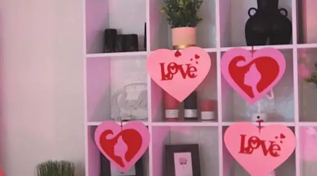 Snapshot of Edenne chatting on 02/08/25, 04:47 Edenne online show from 02/08/25, 04:47