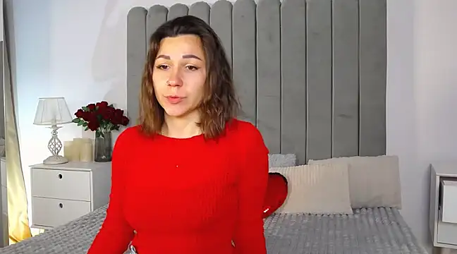 Snapshot of Edenne chatting on 03/21/25, 08:28 Edenne online show from 03/21/25, 08:28