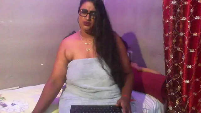 EROTICNAWTY2 online show from 01/07/25, 07:10