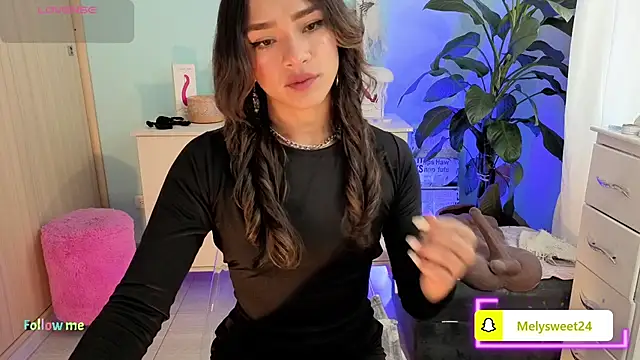 Snapshot of melisa_es chatting on 10/15/25, 11:54 melisa es online show from 10/15/25, 11:54