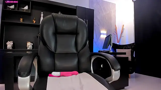 JennaOlsonX online show from 01/18/25, 09:34