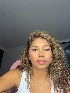 Snapshot of stormyy_ chatting on 06/03/26, 11:32 stormyy online show from 06/03/26, 11:32