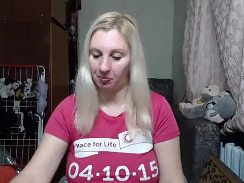 BustyBlond online show from 12/22/24, 01:44