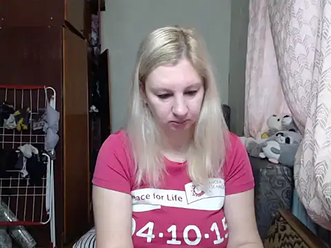 BustyBlond online show from 12/23/24, 06:22