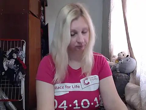 BustyBlond online show from 01/05/25, 09:48