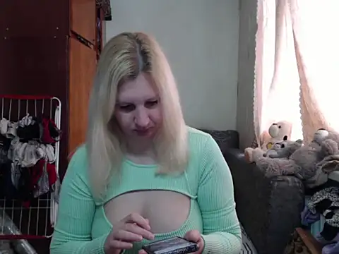 BustyBlond online show from 02/15/25, 06:33