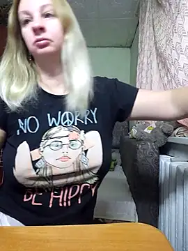 BustyBlond online show from 10/31/25, 04:57